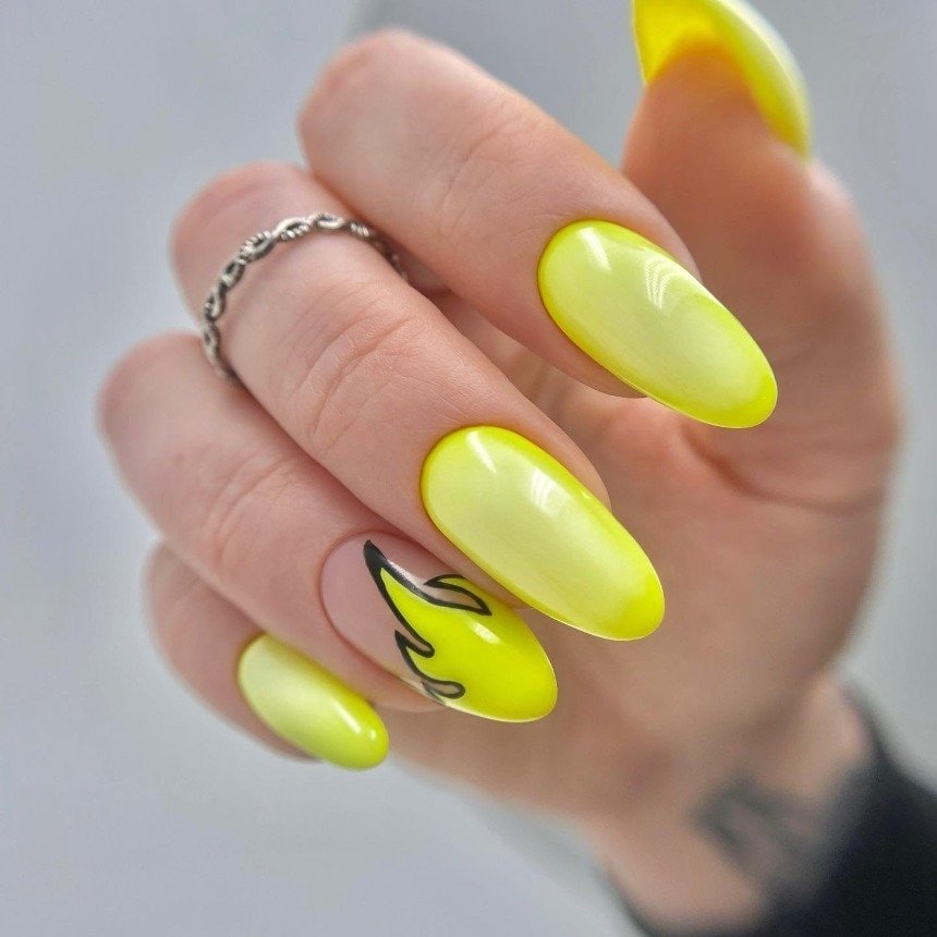 Модний манікюр на грудень: ідеї, осінній дизайн, фото