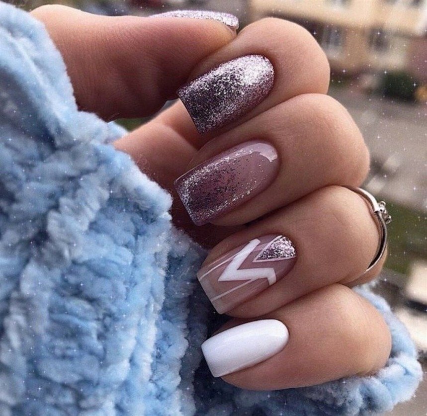 Модний манікюр на грудень: ідеї, осінній дизайн, фото