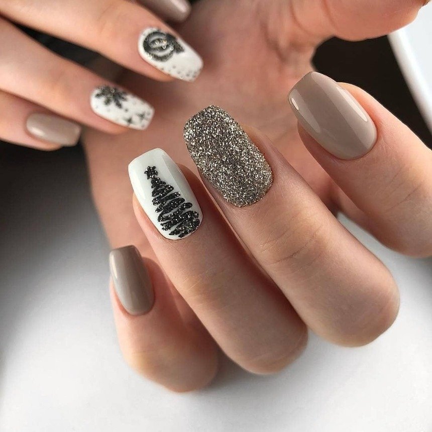 Модний манікюр на грудень: ідеї, осінній дизайн, фото