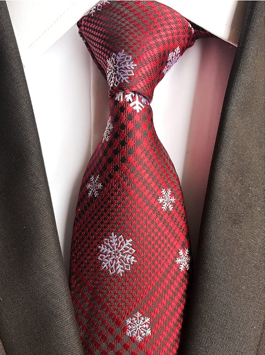 У чому зустрічати Новий 2023 чоловік: ідеї, фото красивих образів