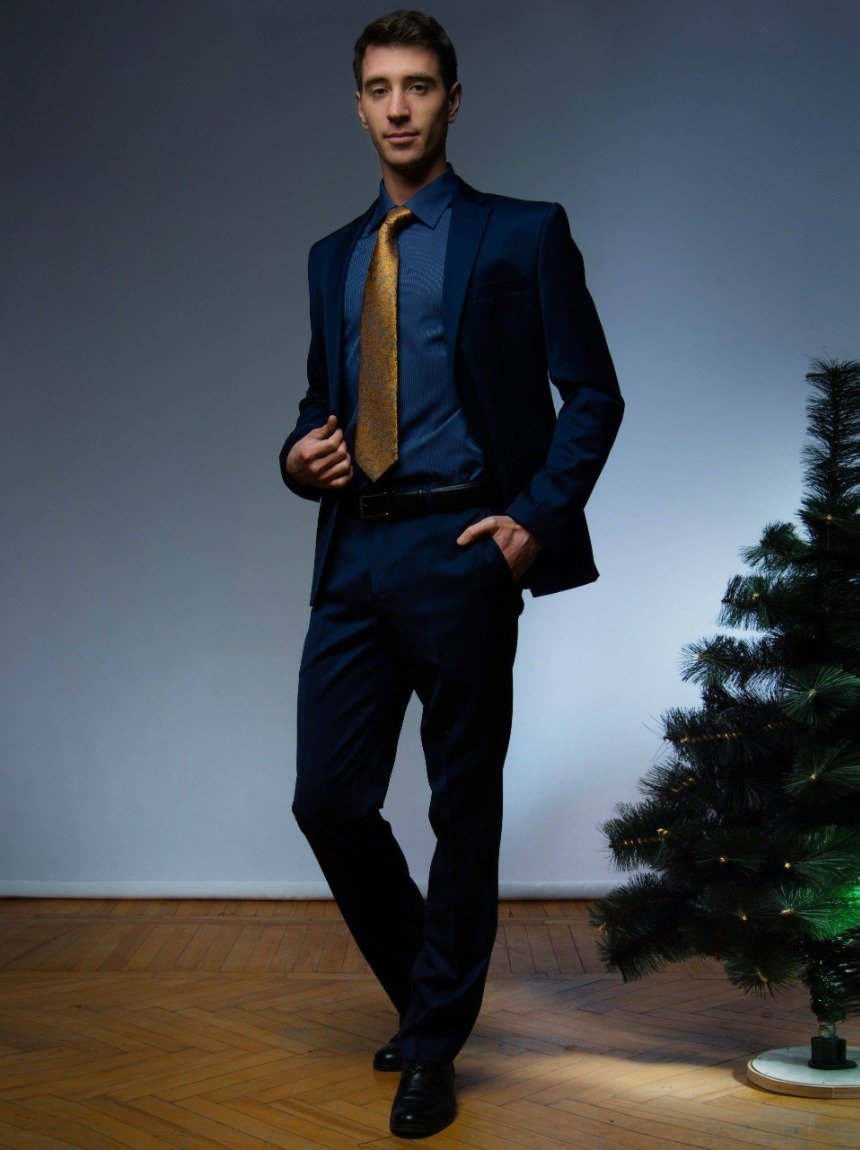 У чому зустрічати Новий 2023 чоловік: ідеї, фото красивих образів