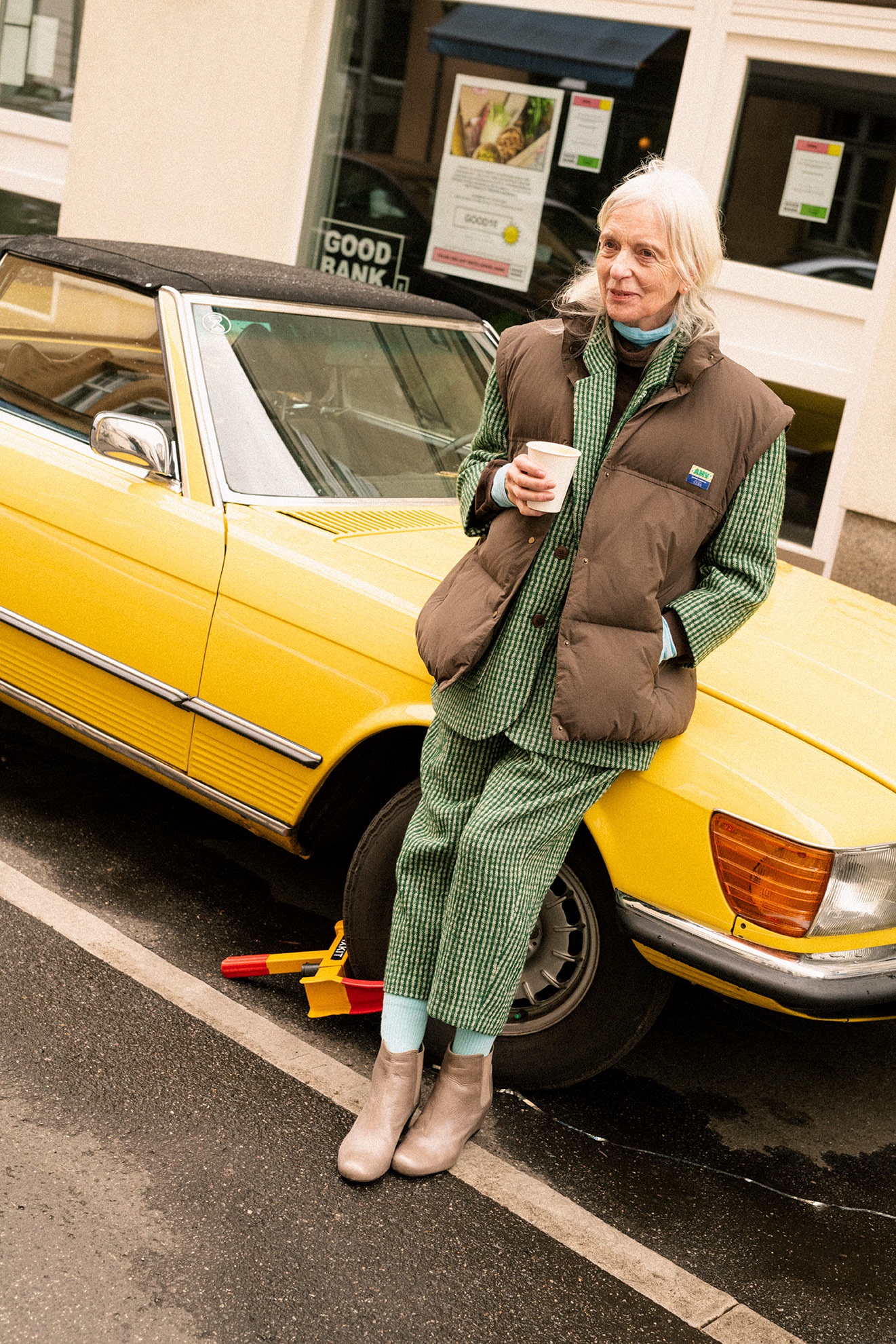 Модний жіночий одяг — дізнайся останні тенденції!