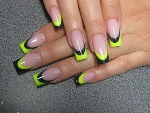 10 найкращих трендів літнього манікюру в домашніх умовах