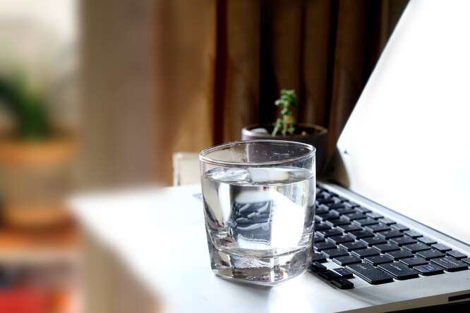 Почему важно употреблять чистую воду?