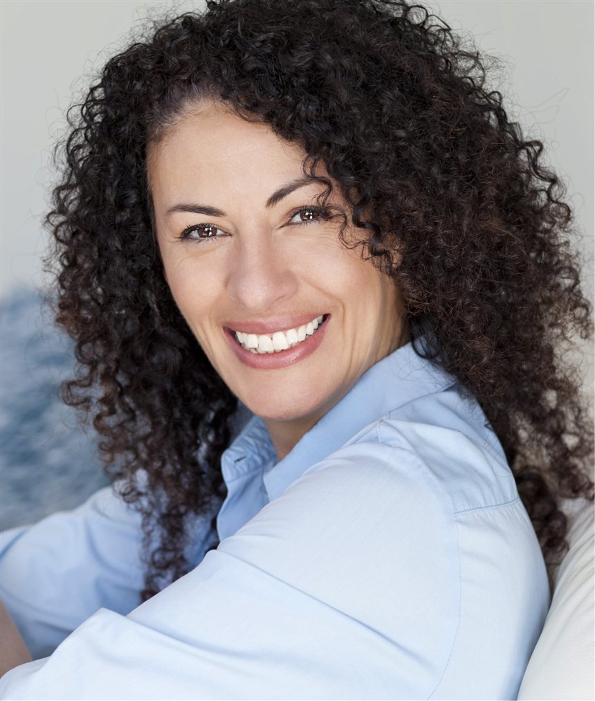 Афро кучері та африканські локони: фото на коротке волосся, як зробити зачіску в домашніх умовах