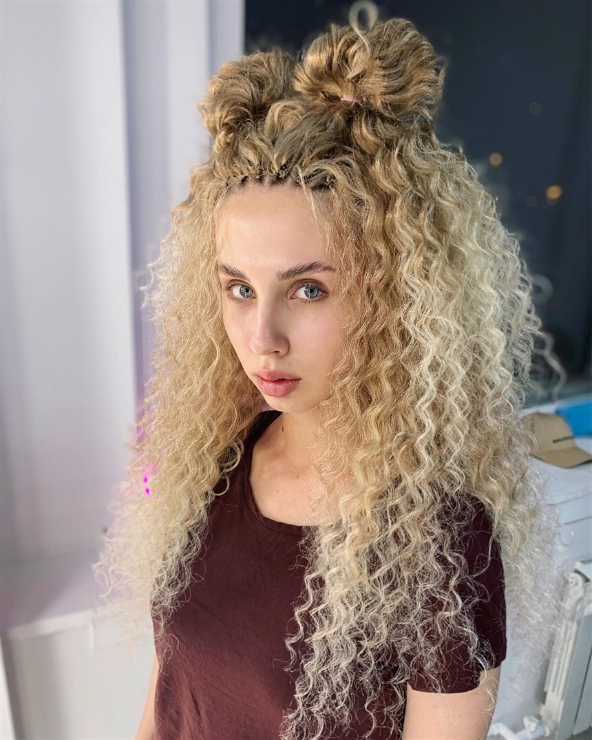 Афро кучері та африканські локони: фото на коротке волосся, як зробити зачіску в домашніх умовах