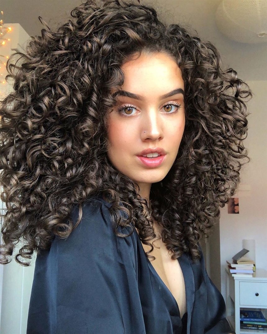 Хімічна завивка: легка та сучасна без шкоди, хімія на середнє та довге волосся, фото