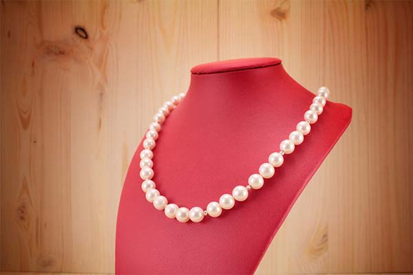 До чого сниться намисто — 37 тлумачень із різних сонників.