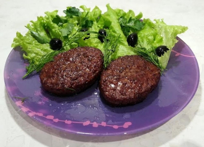 Котлети з фаршу яловичини – 12 рецептів соковитих та м'яких котлет