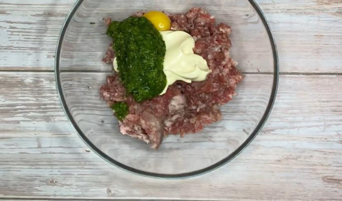 Котлети з фаршу яловичини – 12 рецептів соковитих та м'яких котлет