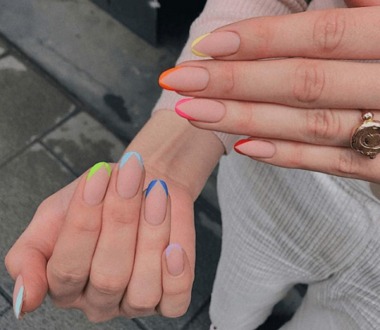 ТОП яскравих трендів у світі манікюру, які вам варто спробувати цього літа!