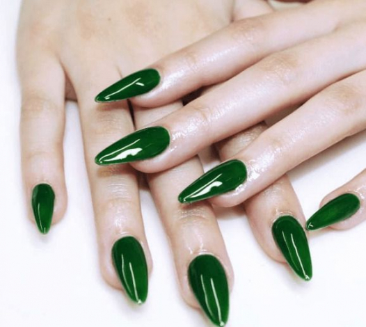 ТОП яскравих трендів у світі манікюру, які вам варто спробувати цього літа!