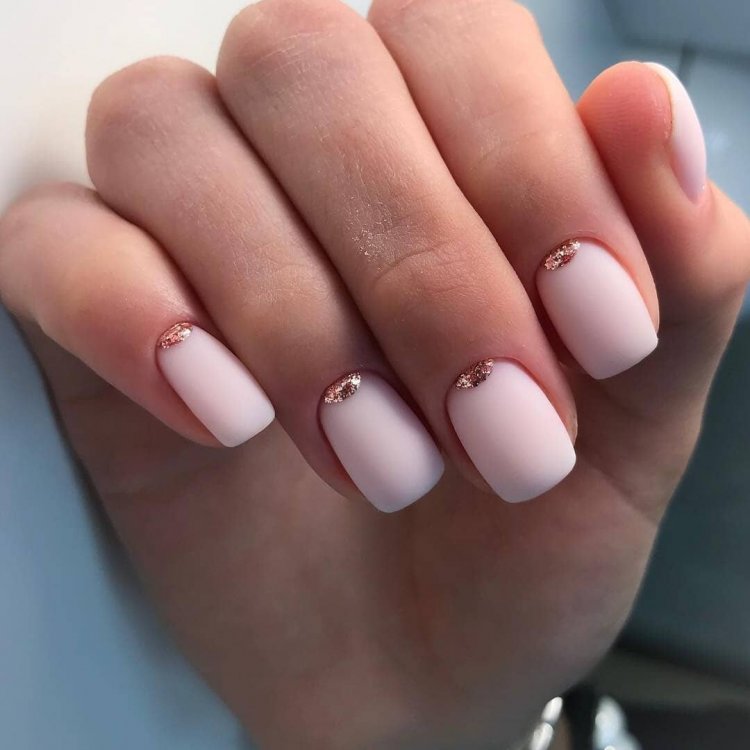 Спнікюр ніжний матовець