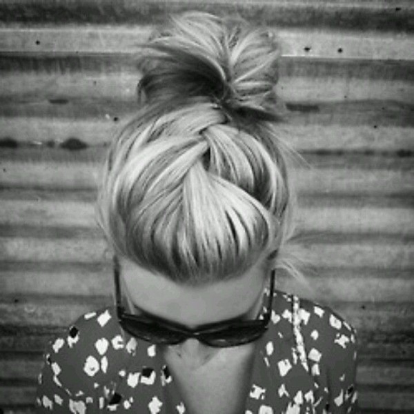 26 варіантів найнезвичайніших зачісок на звичайнісінький день