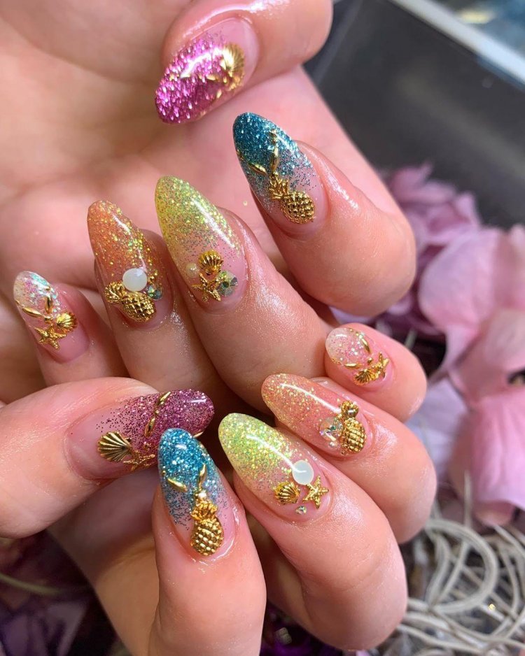 Манікюр святковий літо