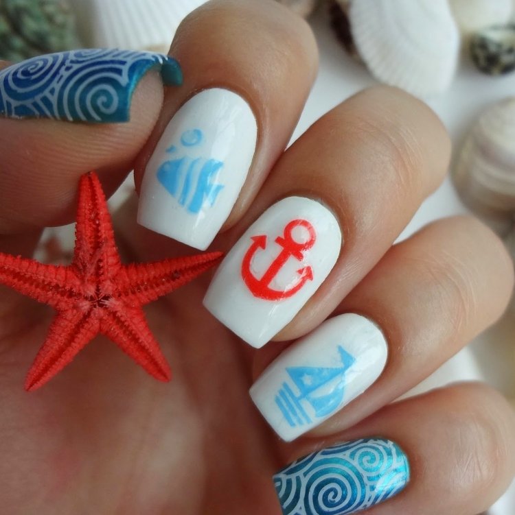 Якір на нігтях