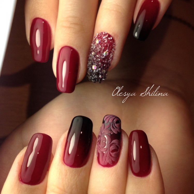 Найкрасивіші нігті бордового кольору