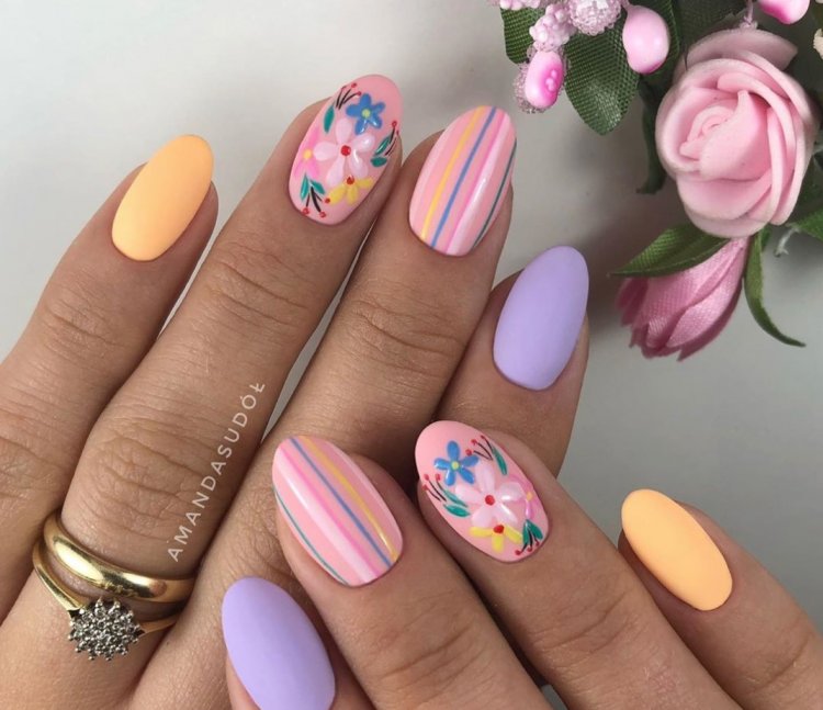 Літній манікюр