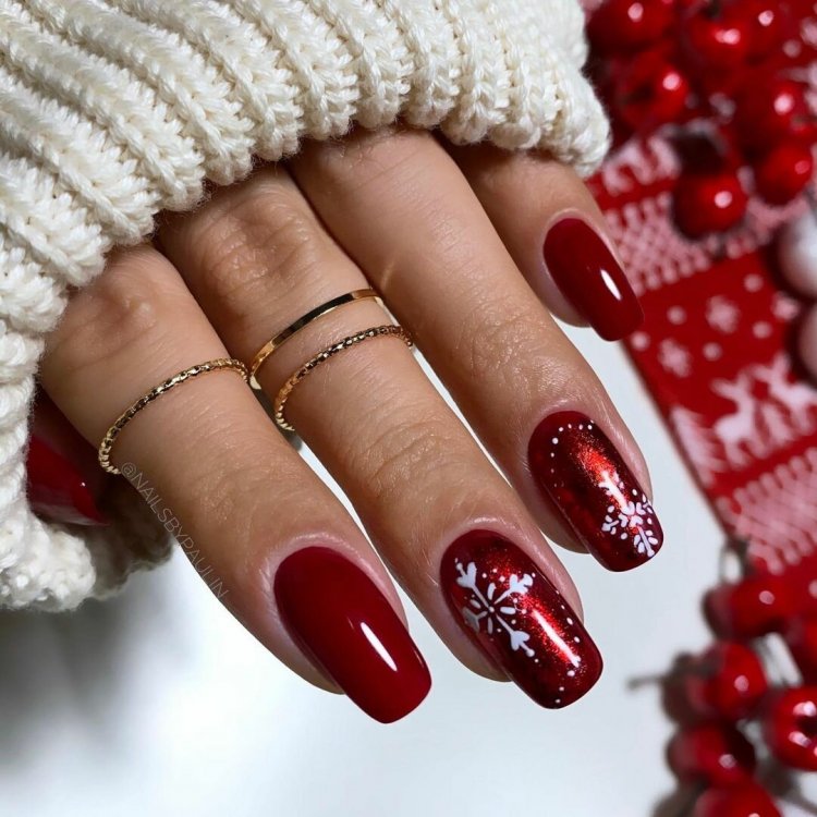 Новорічна Моніка