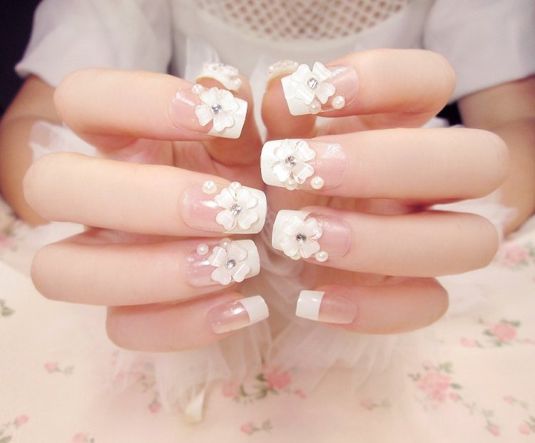 Весільний манікюр