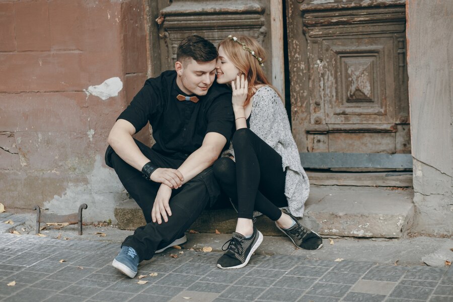 Як знайомитись з новими людьми: вчимося спілкуватися