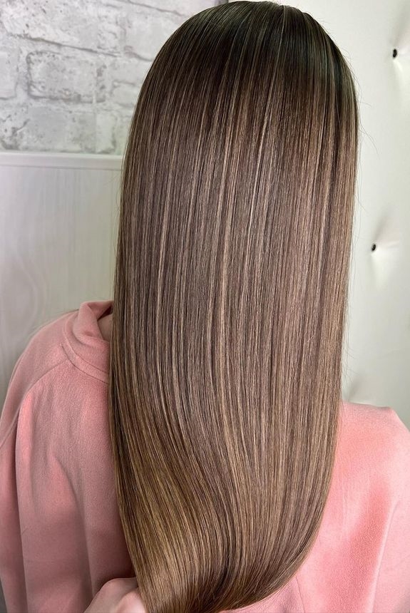 Забарвлення 2022, яке освіжає та омолоджує образ: фото