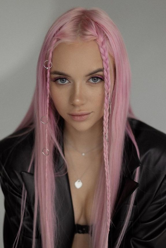 Забарвлення 2022, яке освіжає та омолоджує образ: фото