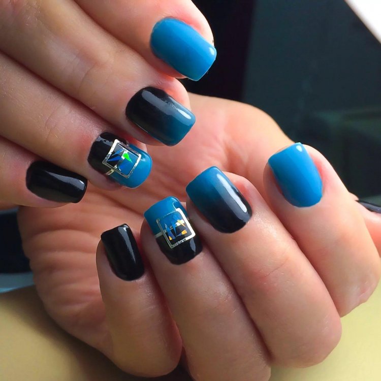 Ногти в бежево коричневых тонах