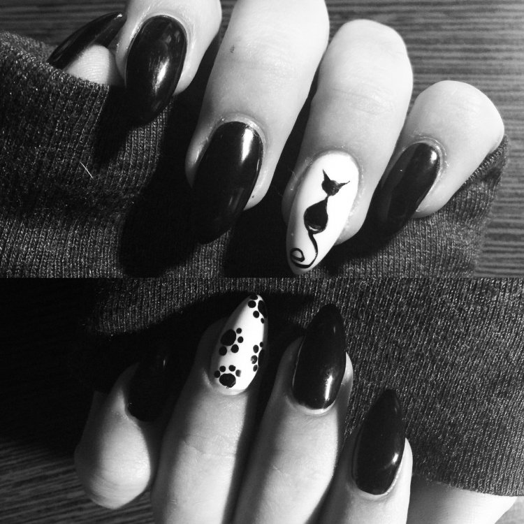 Манікюр у чорно-білих тонах