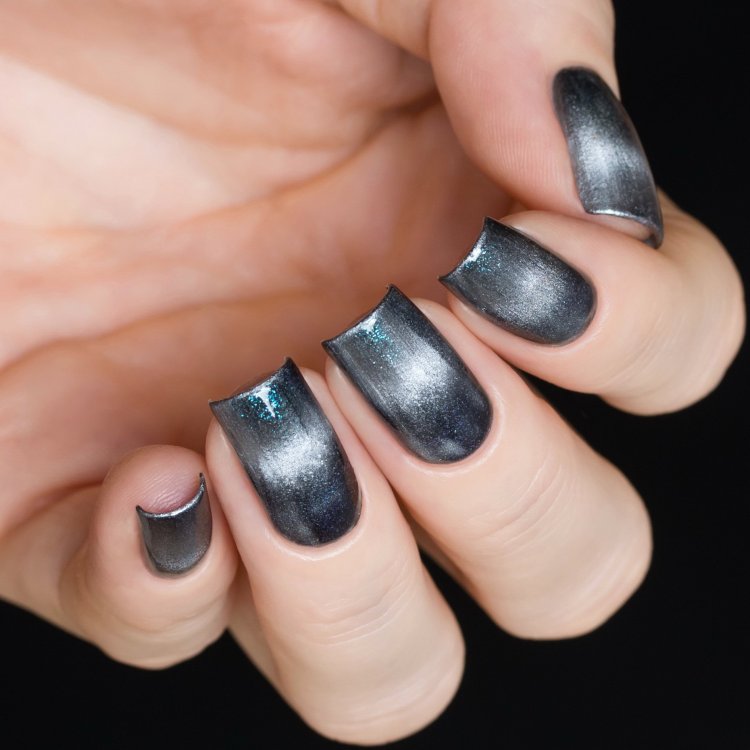 Маникюр кошачий глаз Масура