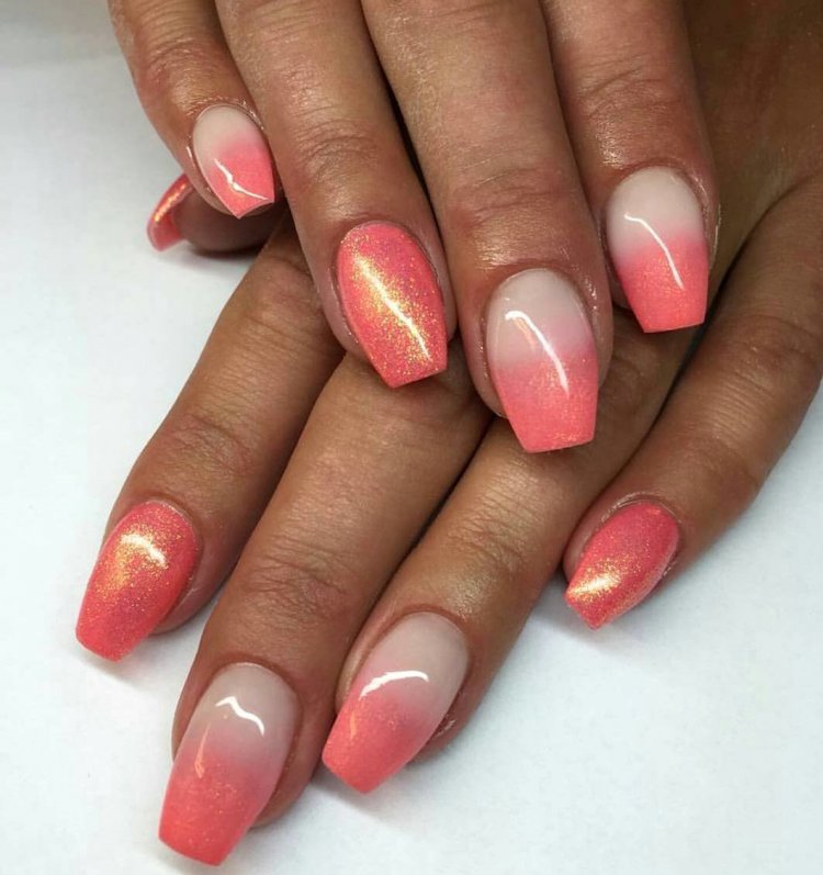 Гелевые ногти омбре