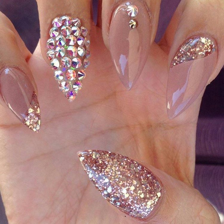 НООТИ С блёстками и стразами