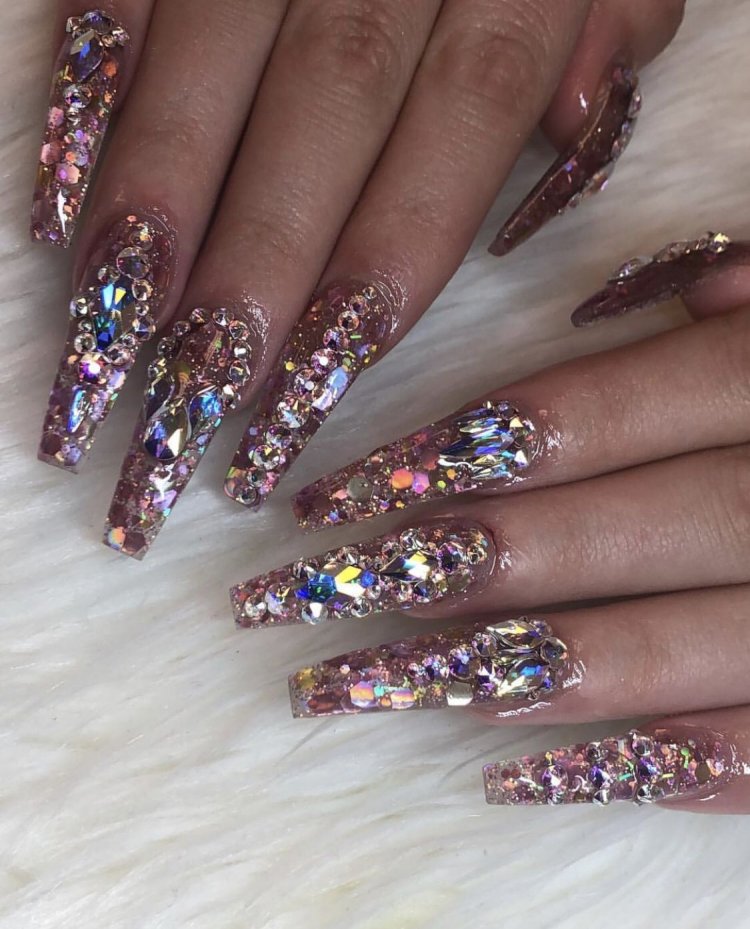 Аквариумный маникюр с блестками