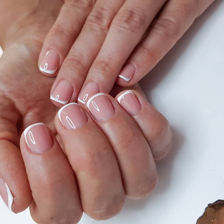 Бесцветный френч