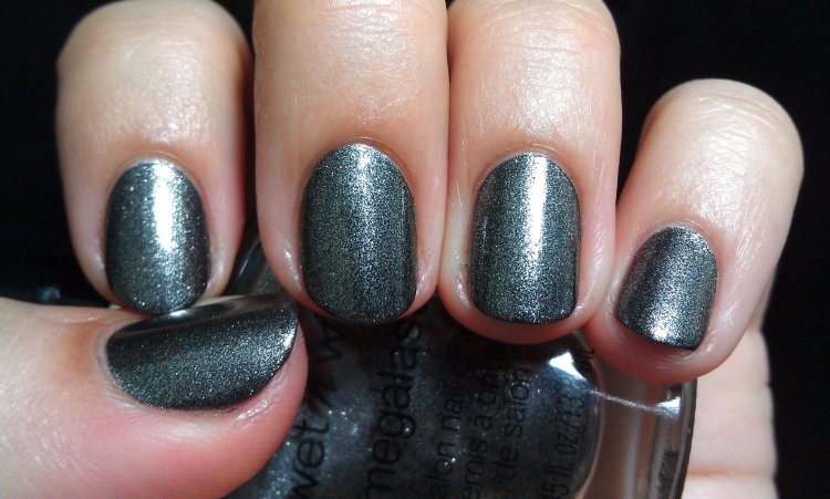 Лак для ногтей графит