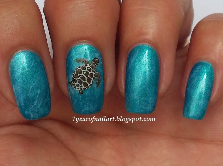 Дизайн ногтей с морской звездой