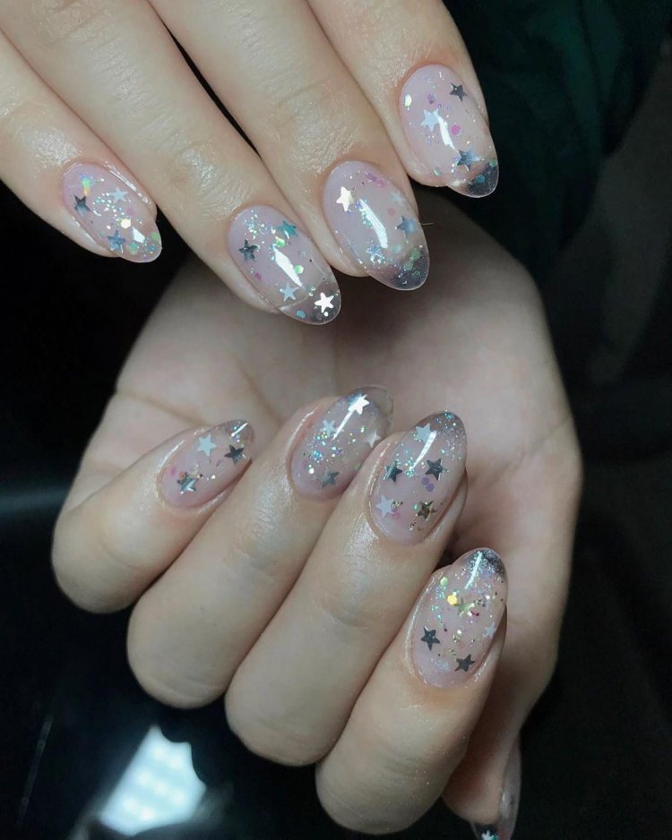 Прозрачные ногти