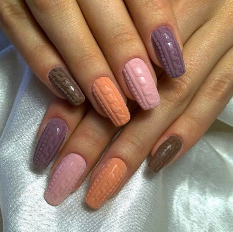 Вязаные ногти