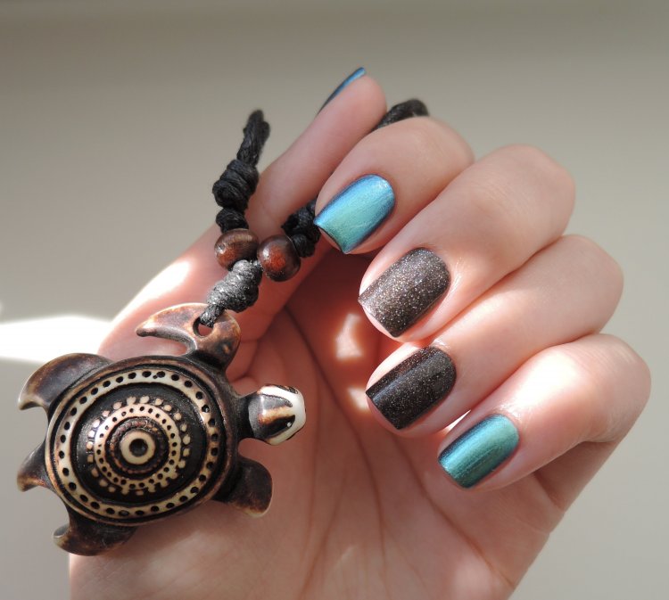 Шоколадный маникюр