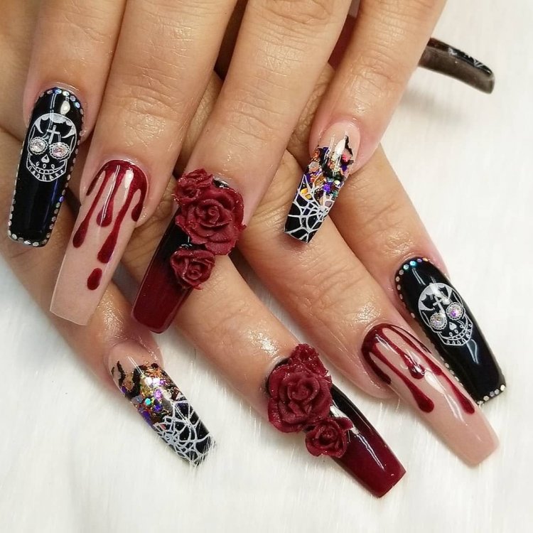 Маникюр с крестами и черепами