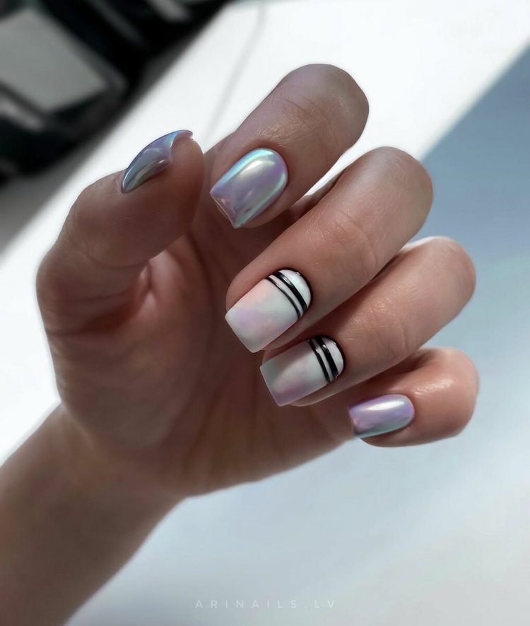 Маникюр полоски втирка