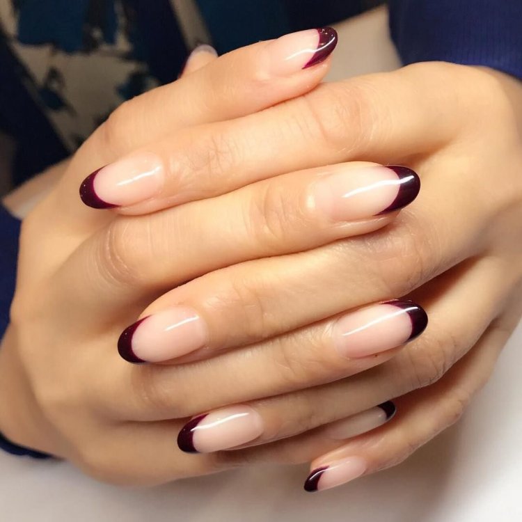 Двойной французский маникюр