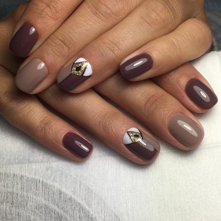 Манікюр у коричневих тонах