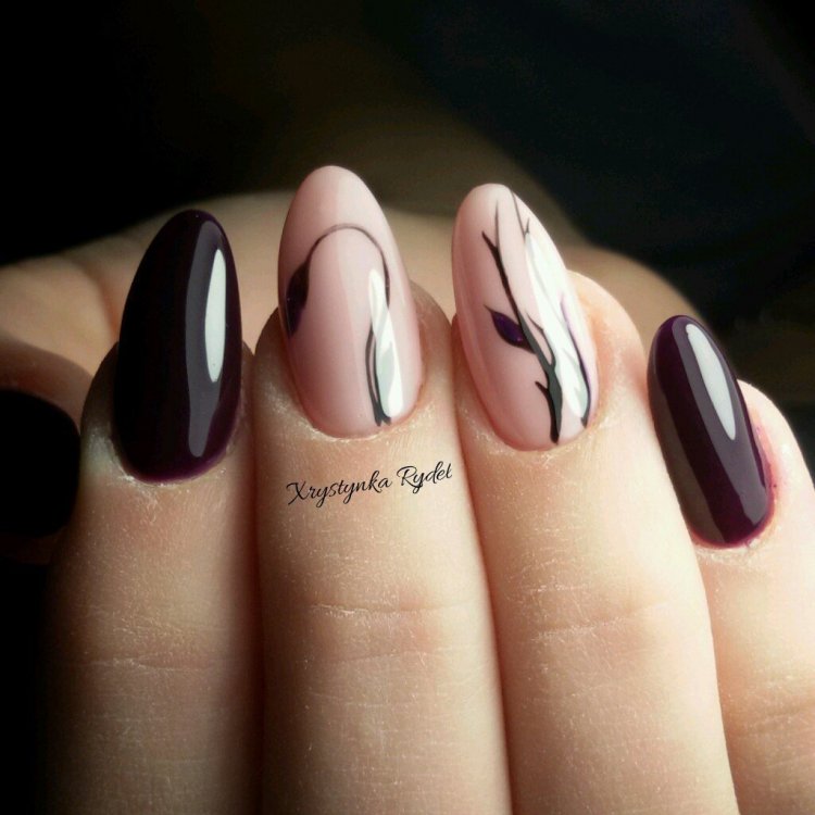 Дизайн овальних нігтів