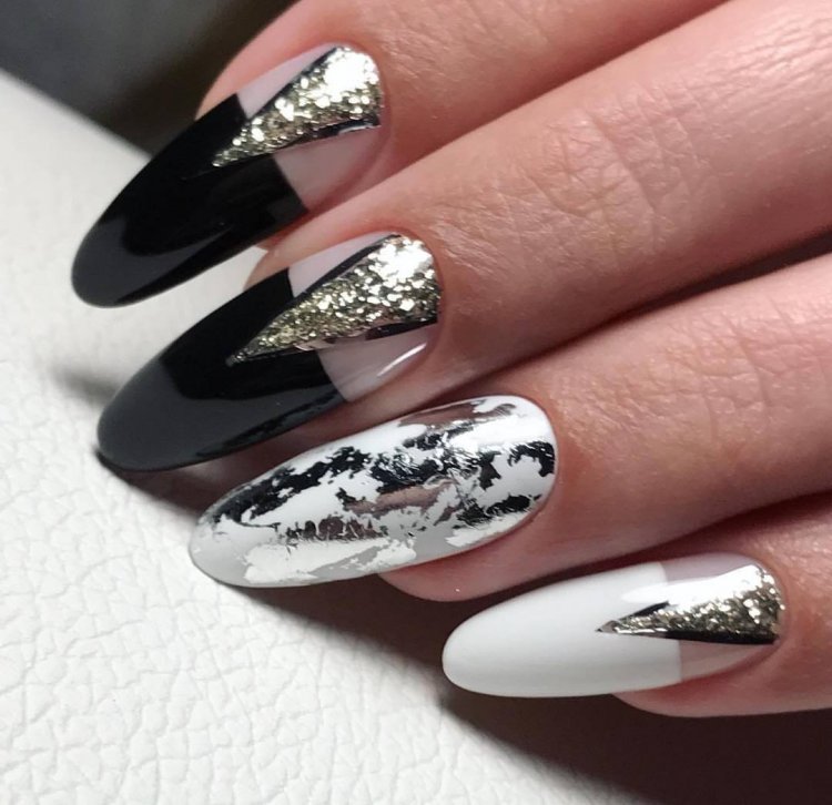 Классные ногти черные