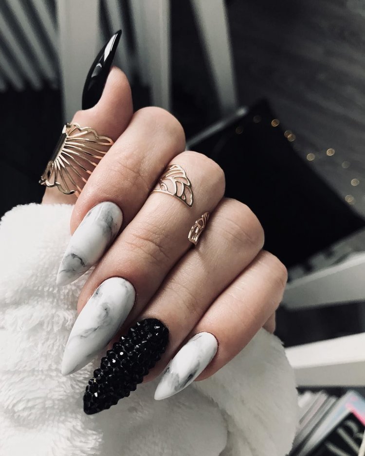 Маникюр на длинные ногти