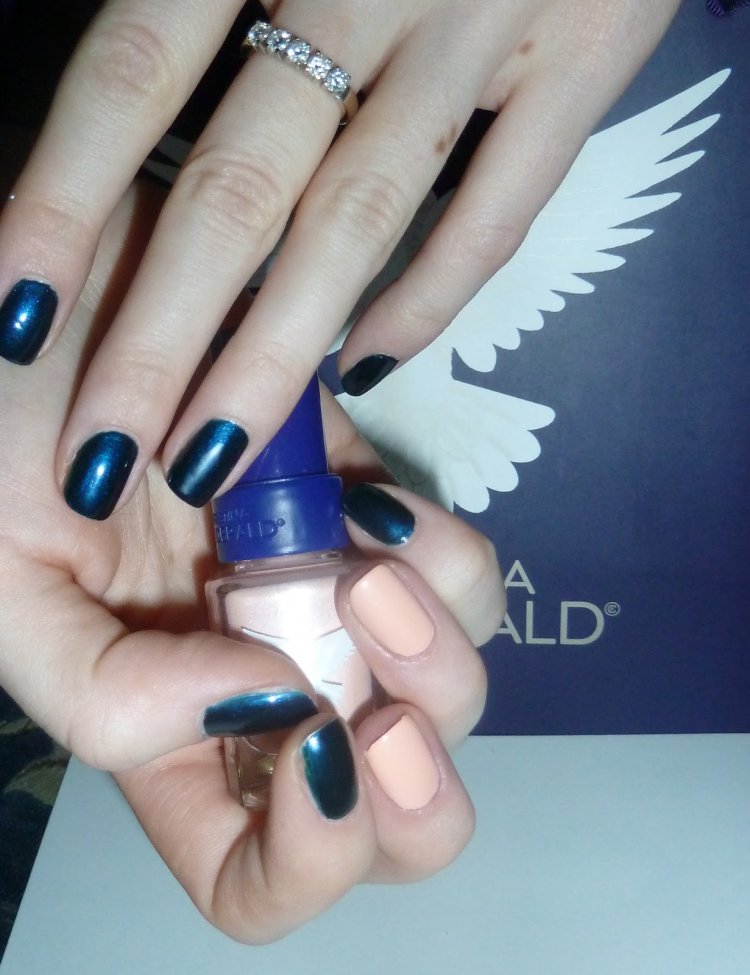 Маникюр Кристина Фицджеральд Фицджеральд