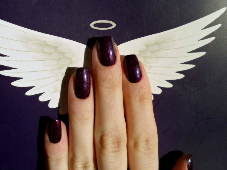 Кристина Луна ногти