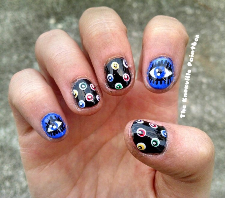 Манікюр із турецьким оком