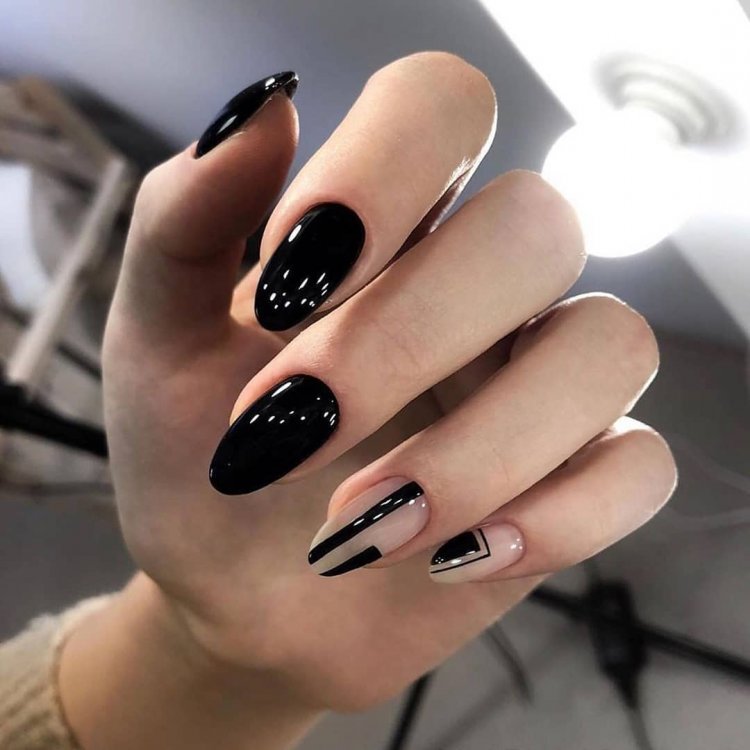 Стильные черные ногти 2020